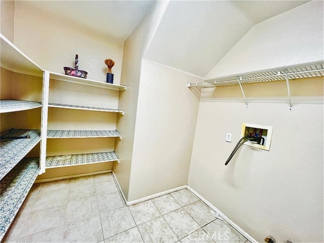 Detail Gallery Image 38 of 41 For 12270 Mesa Grove Dr, Riverside,  CA 92503 - 4 Beds | 2/1 Baths