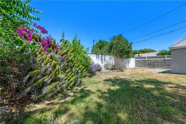 Detail Gallery Image 6 of 40 For 17937 Lull St, Reseda,  CA 91335 - 3 Beds | 1/1 Baths