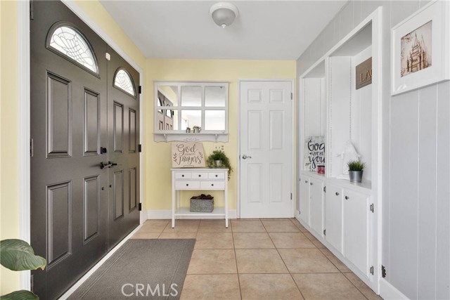 19445 Yanan Road, Apple Valley CA: https://media.crmls.org/medias/6f0c501f-d349-4e6f-90cd-c9f1701edbe8.jpg