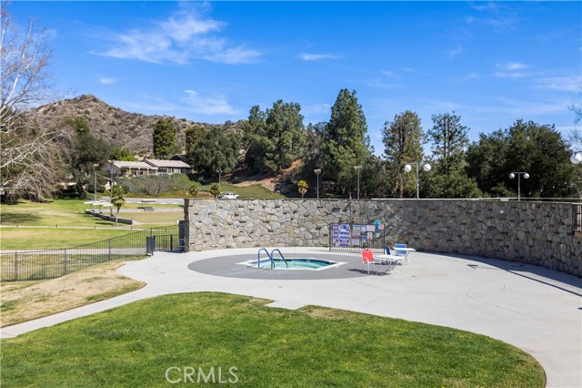 Detail Gallery Image 30 of 61 For 19439 Oak Crossing Rd, Newhall,  CA 91321 - 2 Beds | 2 Baths