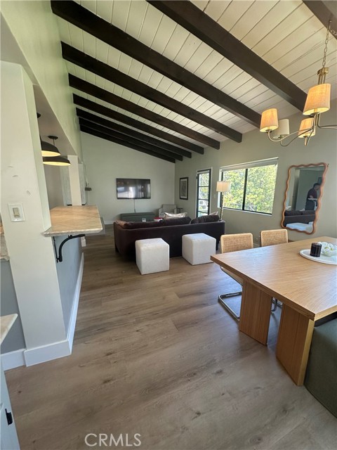 23715 Valley View Road, Calabasas CA: https://media.crmls.org/medias/6f0ccde4-6d5f-406f-8f2e-11fcbd48590e.jpg