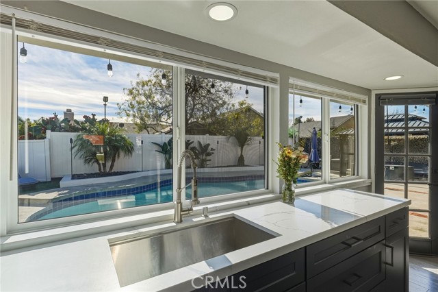 Detail Gallery Image 8 of 23 For 27630 Hartford Ave, Castaic,  CA 91384 - 3 Beds | 2 Baths