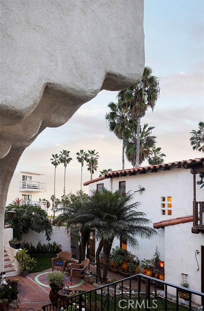 606 Avenida Victoria, San Clemente CA: https://media.crmls.org/medias/6f0dc836-d229-4cbe-8a51-c50e364db9c3.jpg