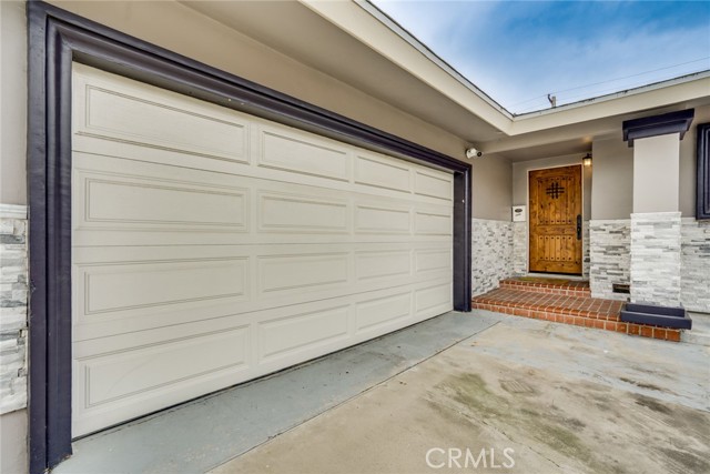 Detail Gallery Image 10 of 44 For 1206 E Haven Dr, Anaheim,  CA 92805 - 3 Beds | 2/1 Baths