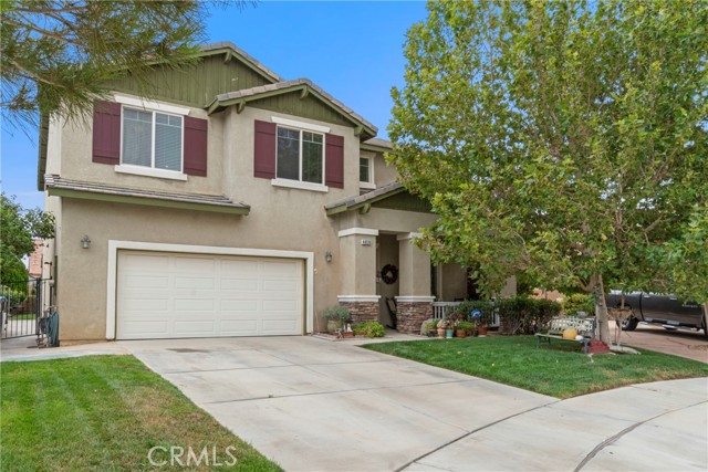 Detail Gallery Image 1 of 43 For 44516 Camolin Ln, Lancaster,  CA 93534 - 5 Beds | 3 Baths