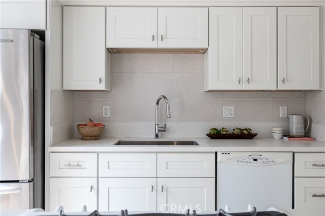 2701 Voorhees Avenue, Redondo Beach, California 90278, 2 Bedrooms Bedrooms, ,2 BathroomsBathrooms,Residential,Sold,Voorhees,SB21161153