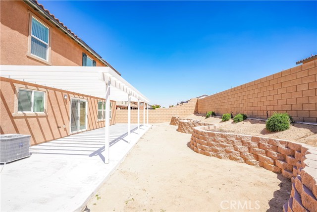 Detail Gallery Image 40 of 42 For 14245 Covered Wagon Ct, Victorville,  CA 92394 - 5 Beds | 2/1 Baths