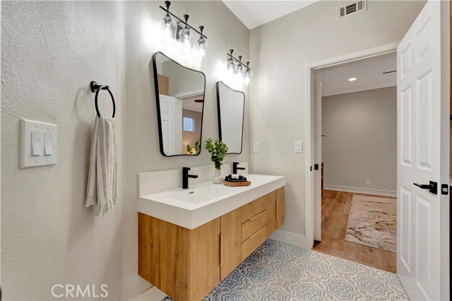 311 22nd Street, Huntington Beach CA: https://media.crmls.org/medias/6f10172a-b0a8-4ff0-a9dd-0e8289686ed2.jpg