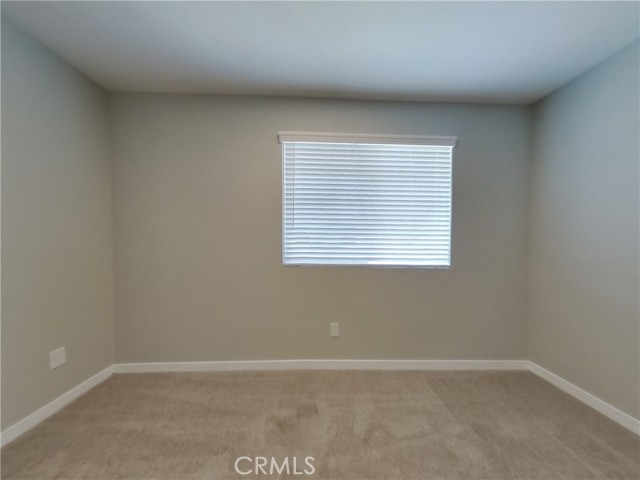 31651 Hans Drive, Menifee CA: https://media.crmls.org/medias/6f127916-9872-4b06-ade7-98d3031adca4.jpg