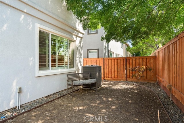 27 Bentwater loop, Chico CA: https://media.crmls.org/medias/6f12bec0-6e09-40b7-a3a5-1d021f9be208.jpg