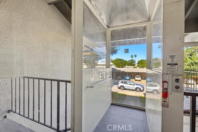Detail Gallery Image 6 of 48 For 13342 Del Monte 5p,  Seal Beach,  CA 90740 - 2 Beds | 2 Baths