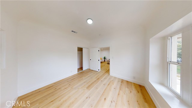 Detail Gallery Image 11 of 24 For 2249 W 30th St, Los Angeles,  CA 90018 - 4 Beds | 2 Baths