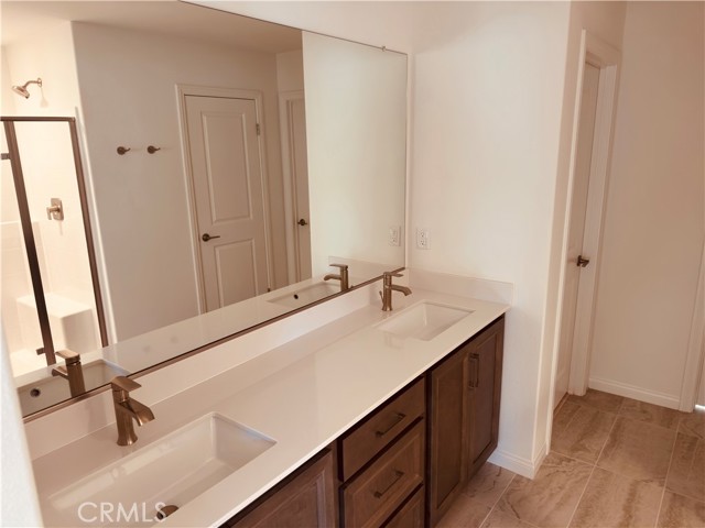 Detail Gallery Image 13 of 16 For 4280 S Malagon Privado, Ontario,  CA 91761 - 3 Beds | 2/1 Baths