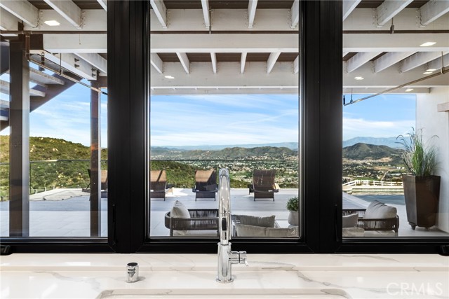 Detail Gallery Image 34 of 69 For 37730 via Baya, Murrieta,  CA 92562 - 7 Beds | 7/2 Baths