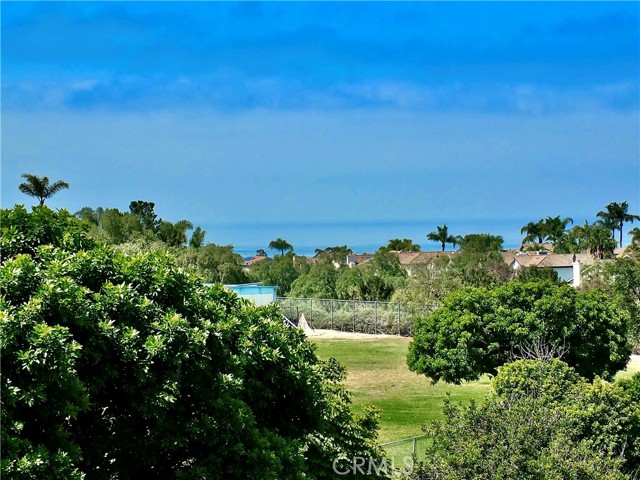 35 Bawley Street, Laguna Niguel CA: https://media.crmls.org/medias/6f15b11c-f3ea-4233-b3f8-bf8f6749ce25.jpg