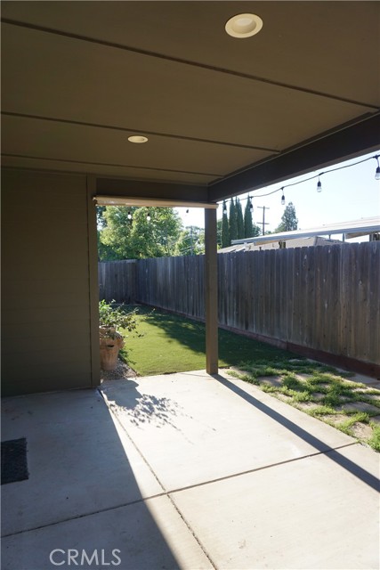 16 Petaluma Court, Chico CA: https://media.crmls.org/medias/6f167a69-8bf7-4f66-93fe-4c007b463080.jpg