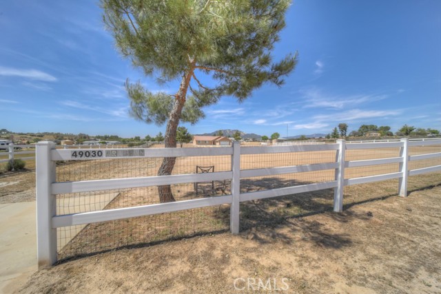 Detail Gallery Image 4 of 74 For 49030 Arabian Ct, Aguanga,  CA 92536 - 3 Beds | 2 Baths