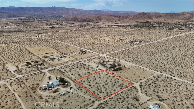 Detail Gallery Image 2 of 11 For 760 Carmel St, Joshua Tree,  CA 92252 - – Beds | – Baths