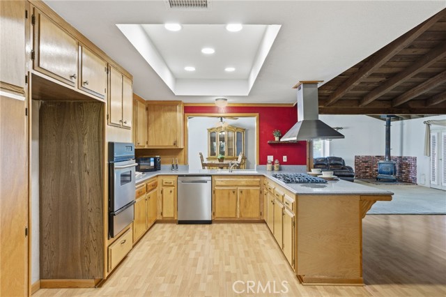 Detail Gallery Image 12 of 60 For 3090 Bronco Ln, Norco,  CA 92860 - 4 Beds | 2 Baths