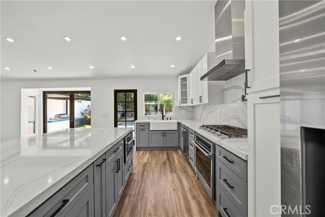 4825 San Feliciano Drive, Woodland Hills CA: https://media.crmls.org/medias/6f17dd8c-811d-43e0-beda-532079db3f44.jpg