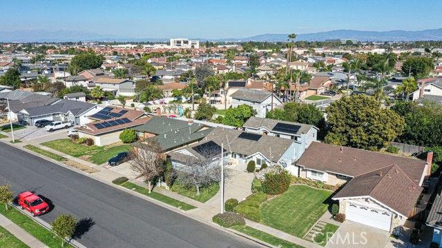 Detail Gallery Image 45 of 46 For 18440 Tamarind, Fountain Valley,  CA 92708 - 6 Beds | 4 Baths