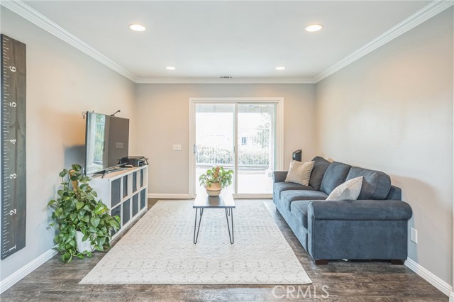 32 Carriage Drive, Lake Forest CA: https://media.crmls.org/medias/6f183b7c-ca88-4fc2-8b2a-52c47924250a.jpg