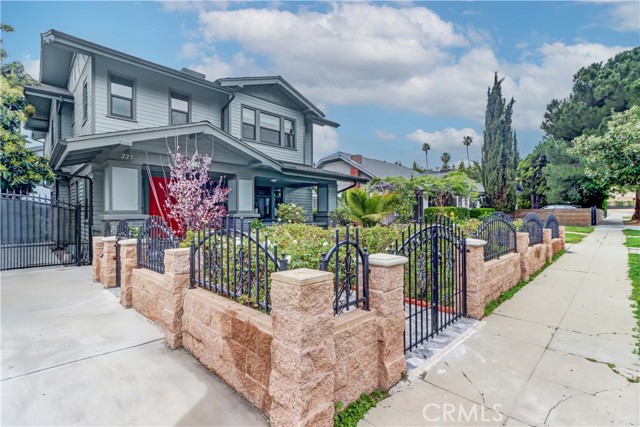 Detail Gallery Image 73 of 73 For 223 N. St. Andrews, Los Angeles,  CA 90004 - 7 Beds | 6/1 Baths