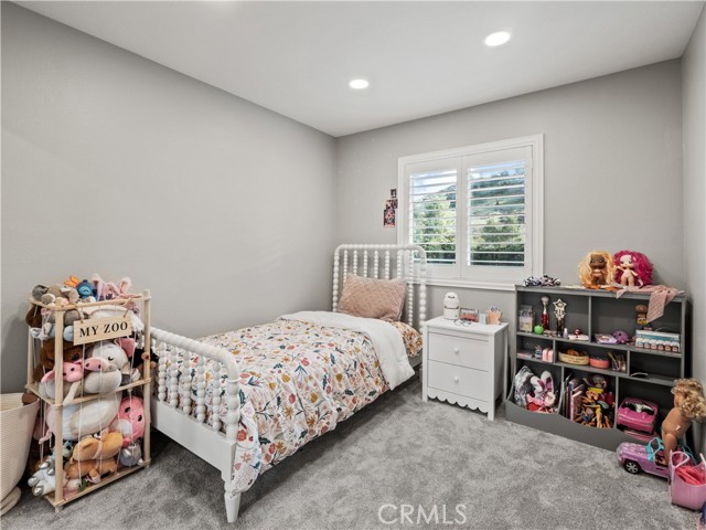 Detail Gallery Image 11 of 27 For 28316 Royal Dr, Castaic,  CA 91384 - 3 Beds | 2/1 Baths