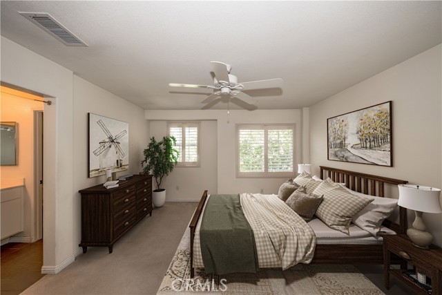 Detail Gallery Image 1 of 34 For 25759 Perlman Pl #C,  Stevenson Ranch,  CA 91381 - 3 Beds | 2/1 Baths