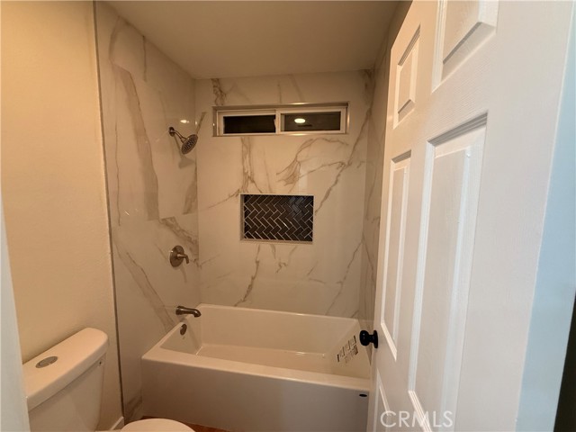 Detail Gallery Image 5 of 13 For 39648 Nice Ave, Murrieta,  CA 92562 - 6 Beds | 3/1 Baths