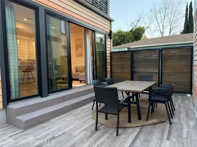 Detail Gallery Image 6 of 20 For 1205 Manzanita St, Silver Lake Los Angeles,  CA 90029 - 3 Beds | 3/1 Baths