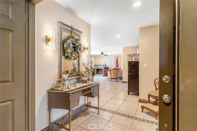 Detail Gallery Image 11 of 39 For 330 E Gladstone St, San Dimas,  CA 91773 - 4 Beds | 3 Baths