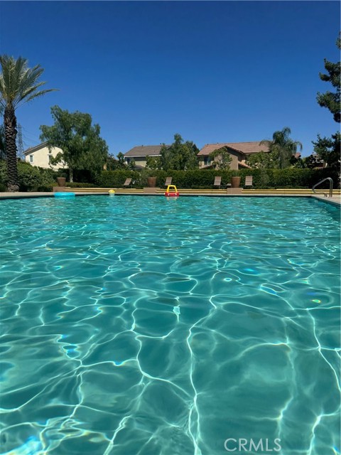 Detail Gallery Image 32 of 38 For 1332 E Rover Ln #E,  Beaumont,  CA 92223 - 4 Beds | 2/1 Baths