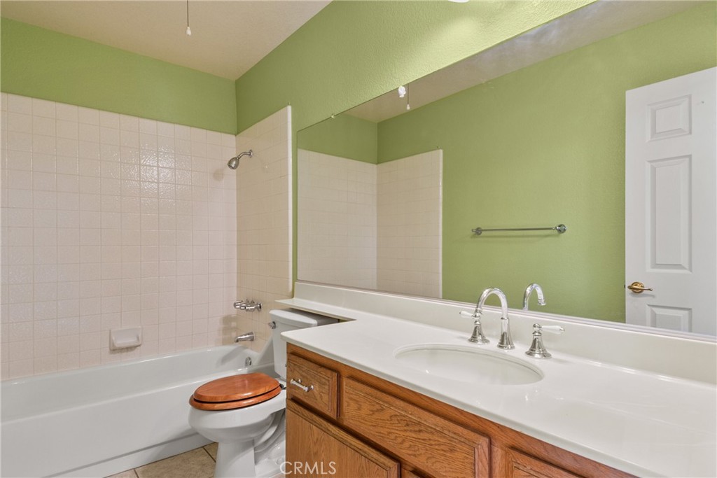 MLS #OC25106498 img 29