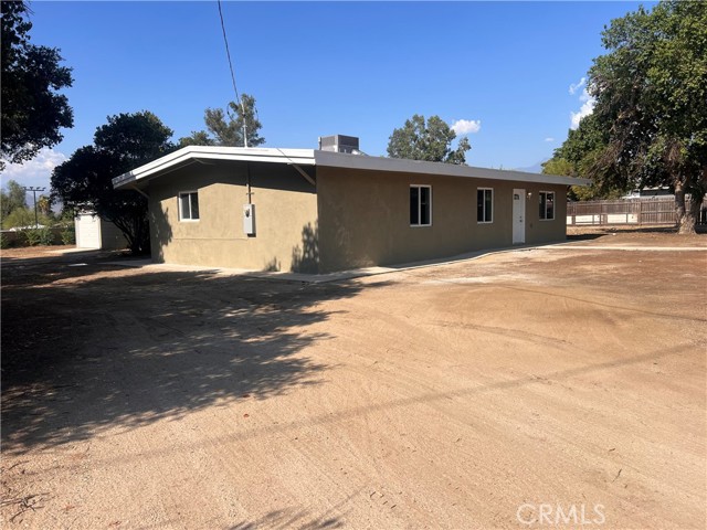 Detail Gallery Image 4 of 23 For 40636 Crest Dr, Hemet,  CA 92544 - 3 Beds | 1 Baths