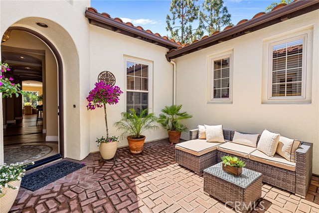 Detail Gallery Image 8 of 42 For 10472 Yosemite Way, Tustin,  CA 92782 - 4 Beds | 3/1 Baths