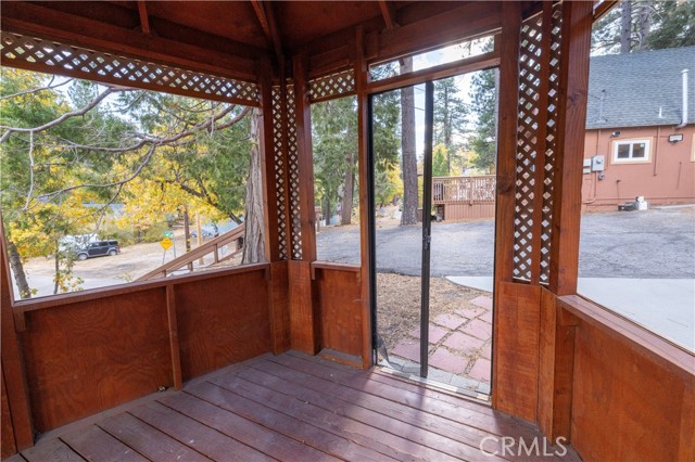 Detail Gallery Image 28 of 54 For 2242 Deep Creek Dr, Running Springs,  CA 92382 - 2 Beds | 2 Baths