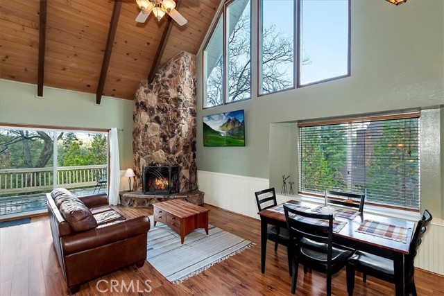 Detail Gallery Image 15 of 36 For 26822 Huron, Lake Arrowhead,  CA 92352 - 3 Beds | 3/1 Baths