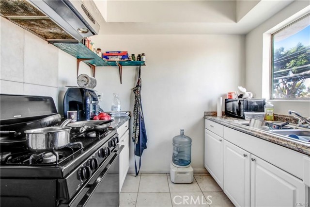 11258 Ohio Avenue, Los Angeles CA: https://media.crmls.org/medias/6f1cc80e-b572-46dc-a0af-72558b06212c.jpg