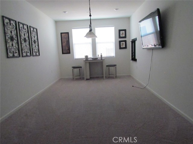 Image 10 of 34 For 4758 Bellaire