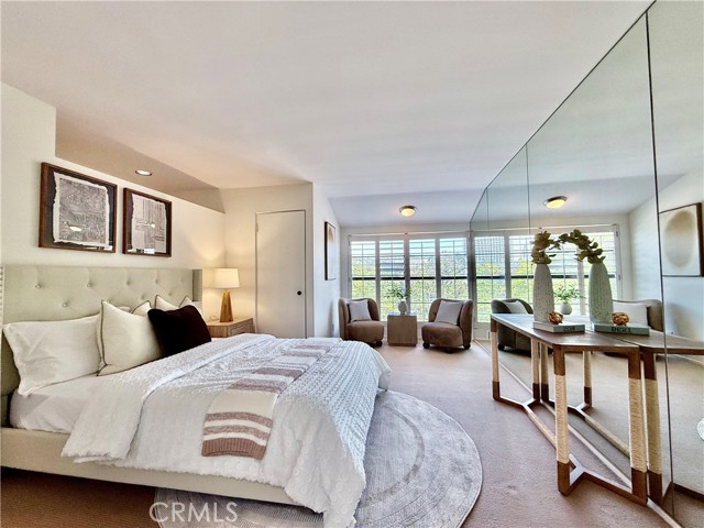 Detail Gallery Image 15 of 26 For 3884 Fredonia Dr #F,  Los Angeles,  CA 90068 - 2 Beds | 3 Baths