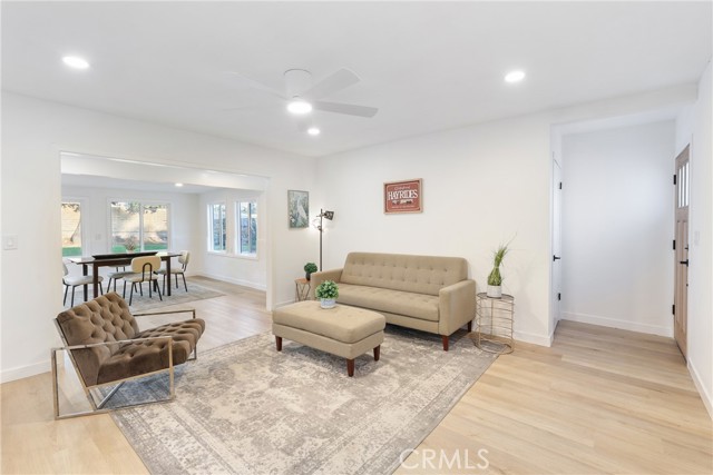 Detail Gallery Image 8 of 35 For 208 S Gaffney Ave, San Dimas,  CA 91773 - 3 Beds | 2 Baths