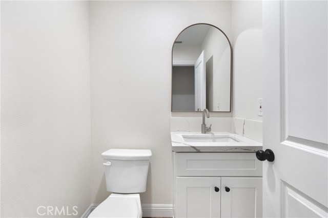 Detail Gallery Image 17 of 37 For 7276 Topaz Ave, Oak Hills,  CA 92344 - 4 Beds | 2/1 Baths