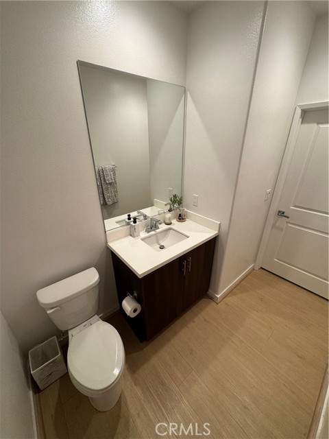 Detail Gallery Image 9 of 27 For 4260 Powell Way #118,  Corona,  CA 92883 - 3 Beds | 2/1 Baths