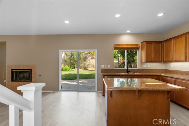 Detail Gallery Image 7 of 36 For 19316 Sidani Ln, Saugus,  CA 91350 - 3 Beds | 3 Baths
