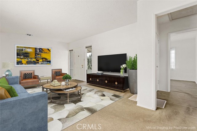Detail Gallery Image 3 of 18 For 17926 Califa, Encino,  CA 91316 - 2 Beds | 1 Baths