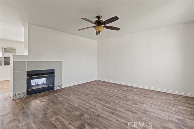 6210 W Avenue J5, Lancaster CA: https://media.crmls.org/medias/6f207619-14a0-4378-b3b2-47a5ba25ed41.jpg