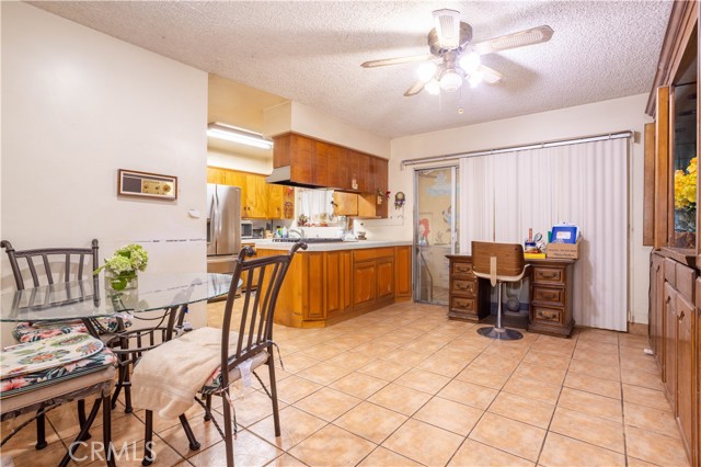 Detail Gallery Image 11 of 30 For 16632 Nordhoff St, North Hills,  CA 91343 - 4 Beds | 2 Baths