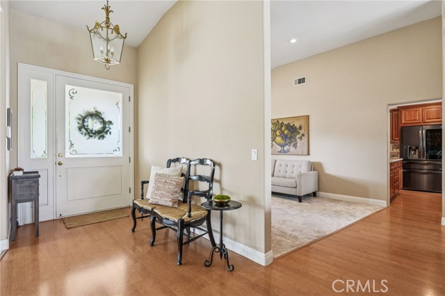 11272 Weatherby Road, Los Alamitos CA: https://media.crmls.org/medias/6f21835b-4ad3-4884-a327-792af6d396e6.jpg