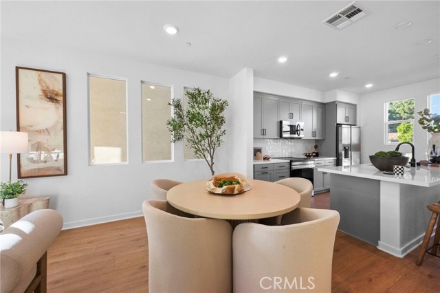 Detail Gallery Image 17 of 49 For 11741 Rose Drive, Garden Grove,  CA 92840 - 4 Beds | 3/1 Baths